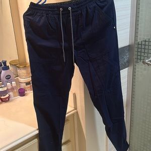 BEYOND SCRUBS Jogger Scrub Pants